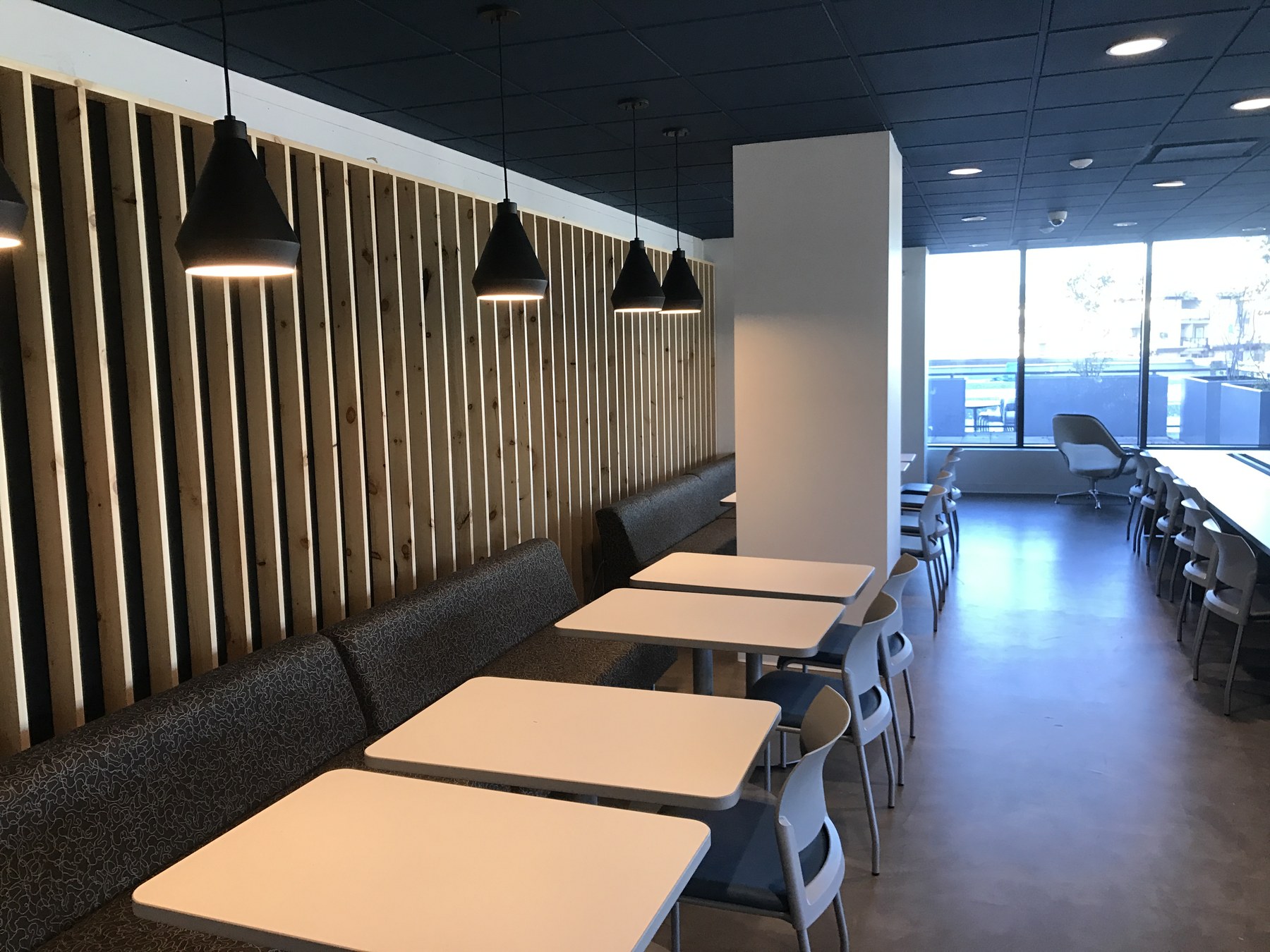 ICBC Gateway · Slatted wall finishes in the breakout area